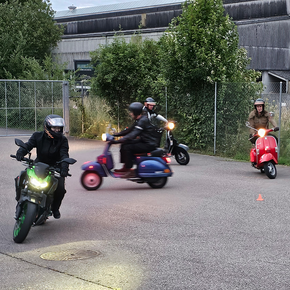 Praktische Motorrad Grundschule (PGS)